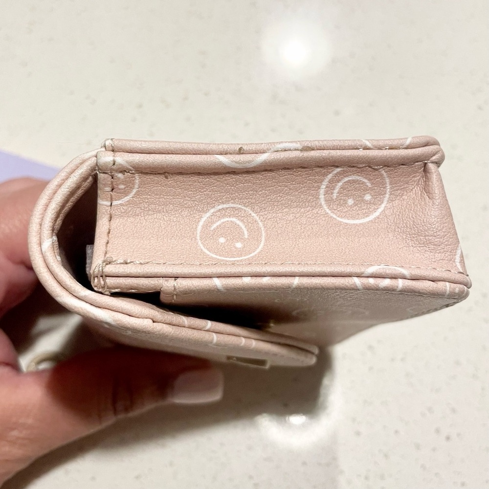 Madden Girl Smiley Face Pouch - Picture 3 of 8